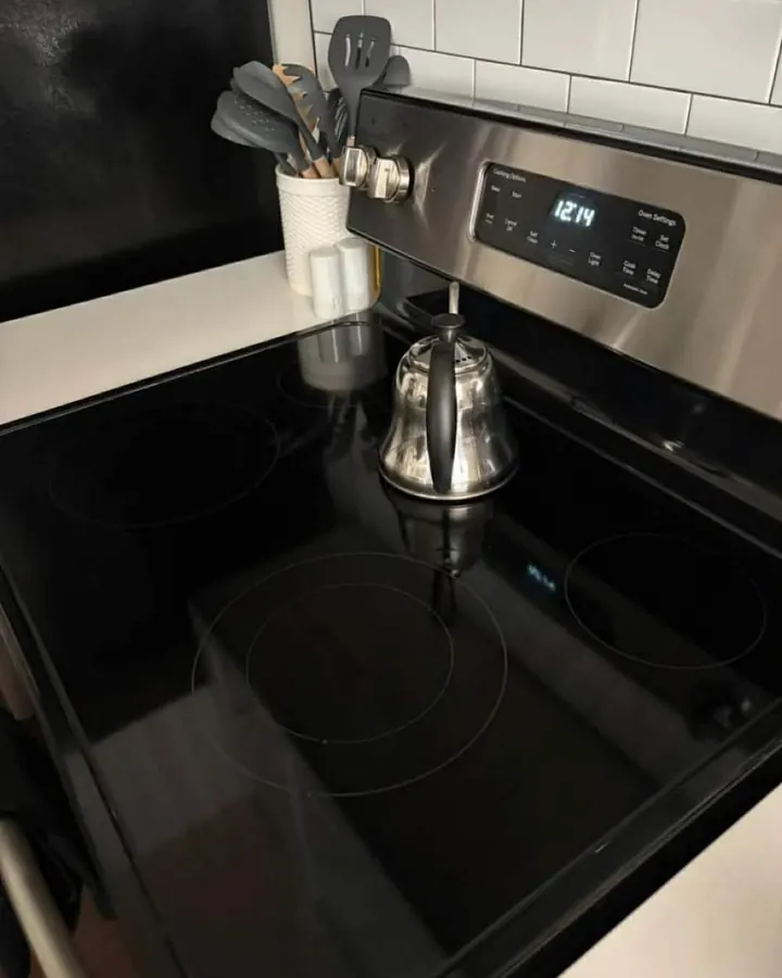 After: the same stovetop spotless.